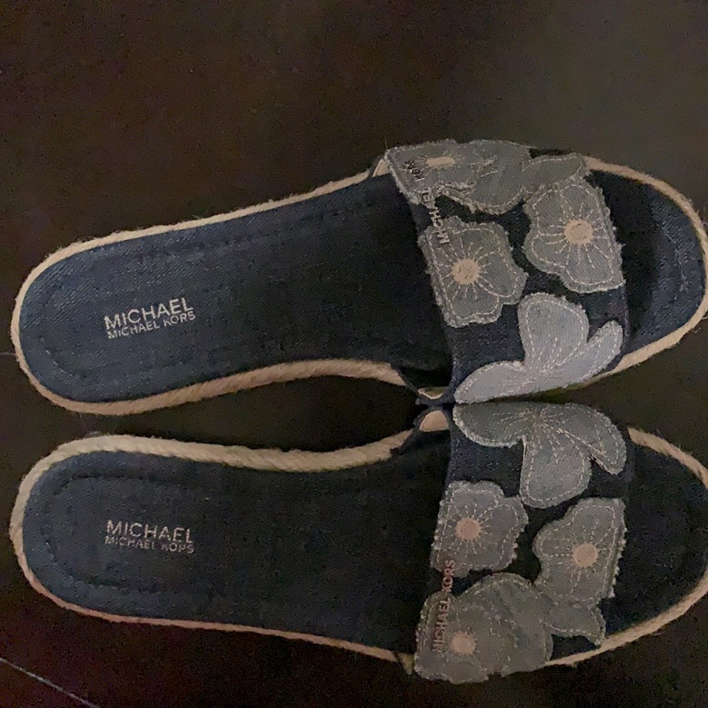 Michael Kors size 8.5